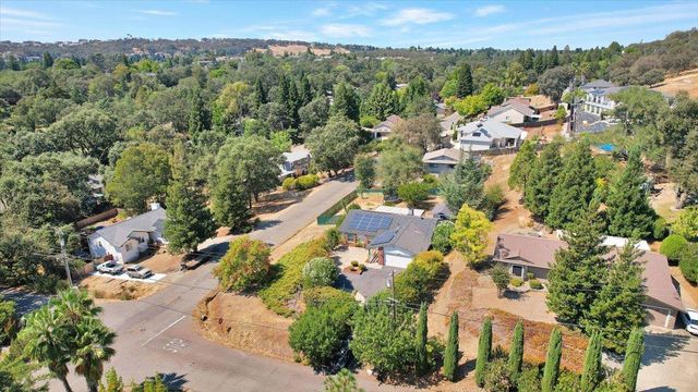 2647 Wentworth Rd, Cameron Park, CA 95682