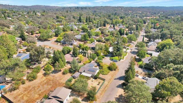 2647 Wentworth Rd, Cameron Park, CA 95682