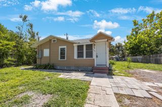 325 41ST STREET N, St Petersburg, FL 33713