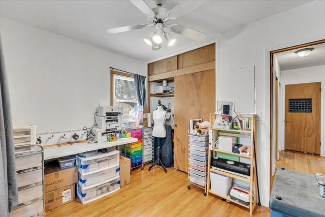2115 W Pleasant Street, Davenport, IA 52804