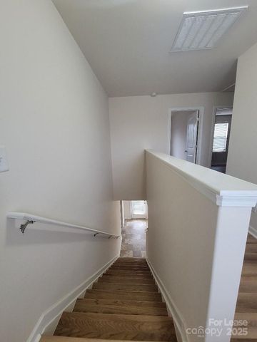 5823 Hewitt Drive, Charlotte, NC 28269