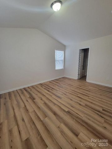 5823 Hewitt Drive, Charlotte, NC 28269