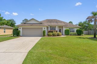 8661 Olivera Street, Navarre, FL 32566