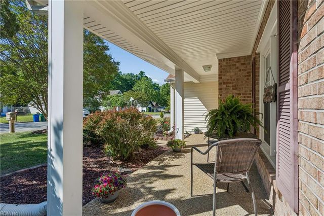 867 Belvoir CIR, Newport News, VA 23608