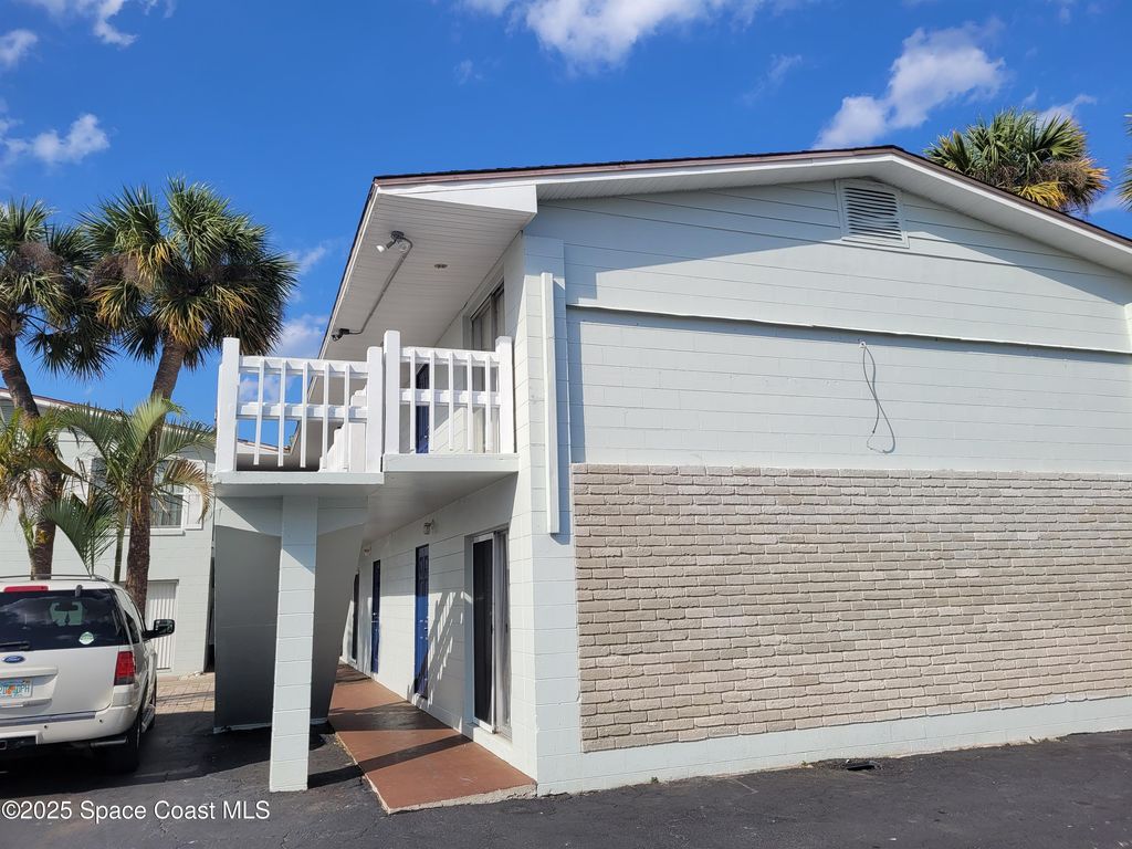 130 Bouganvillea Drive 8, Rockledge, FL 32955