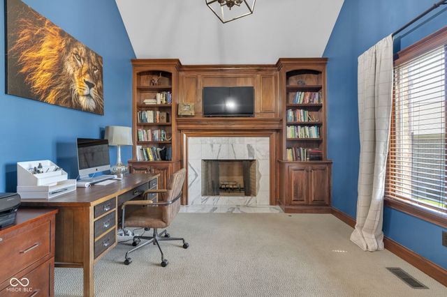 710 Pebble Brook Place, Noblesville, IN 46062