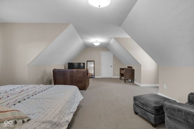 710 Pebble Brook Place, Noblesville, IN 46062