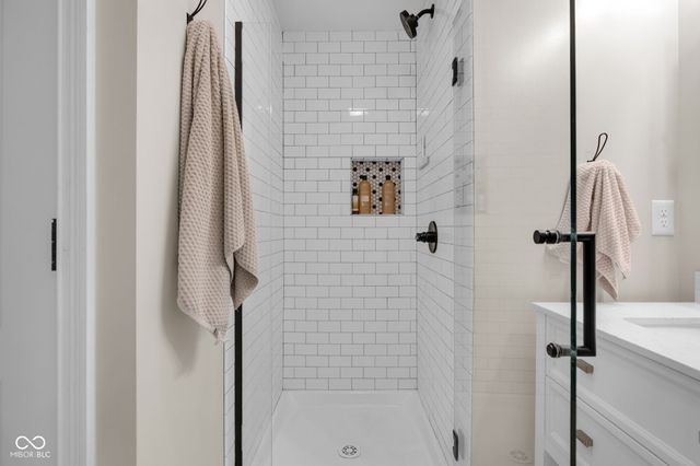 710 Pebble Brook Place, Noblesville, IN 46062