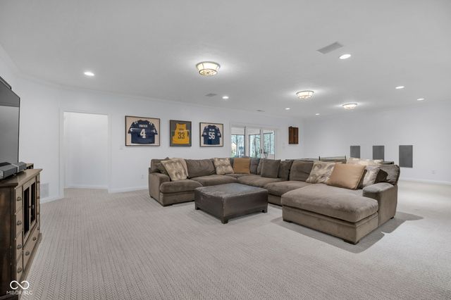 710 Pebble Brook Place, Noblesville, IN 46062
