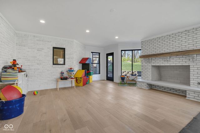 710 Pebble Brook Place, Noblesville, IN 46062