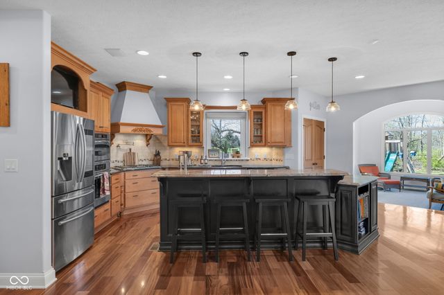 710 Pebble Brook Place, Noblesville, IN 46062
