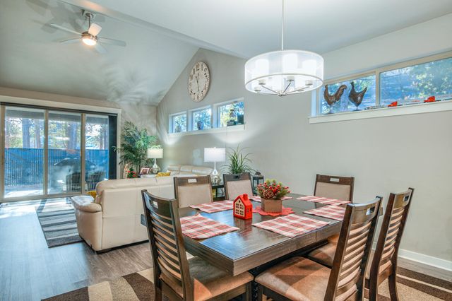 16501 Charlotte Day Drive, La Pine, OR 97739