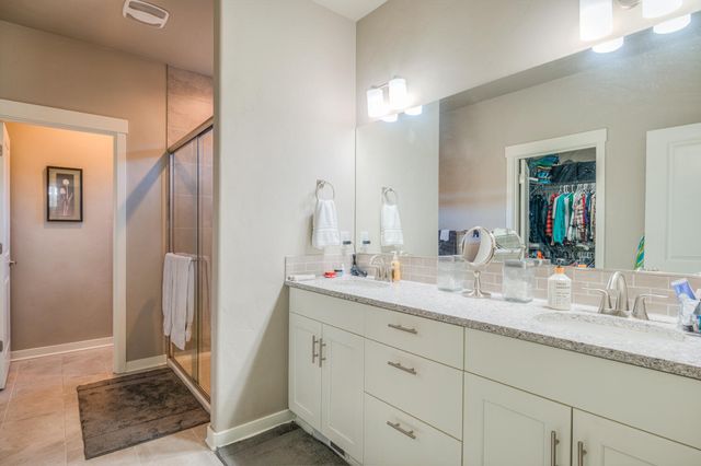 16501 Charlotte Day Drive, La Pine, OR 97739