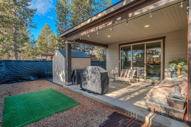 16501 Charlotte Day Drive, La Pine, OR 97739