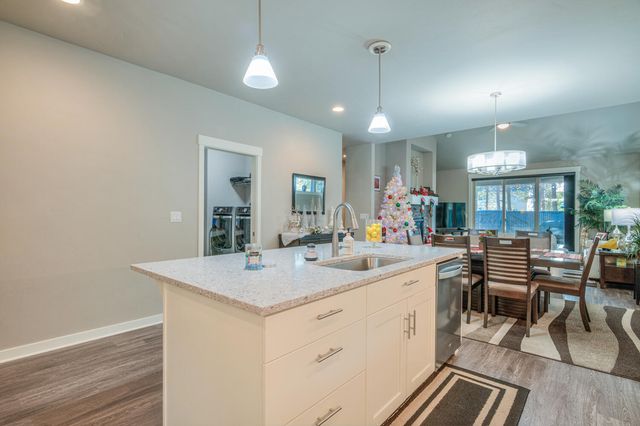 16501 Charlotte Day Drive, La Pine, OR 97739