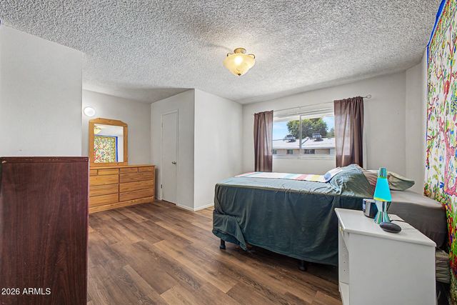 6534 N 43RD Avenue, Glendale, AZ 85301