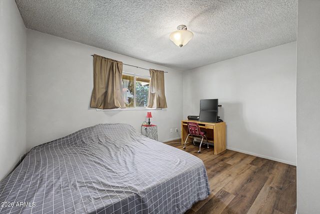 6534 N 43RD Avenue, Glendale, AZ 85301