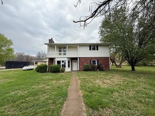 2104 Patricia Dr, Shelbyville, TN 37160