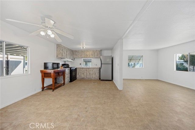 26245 Baseline 22, Highland, CA 92346