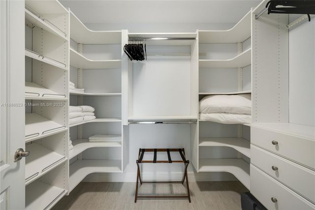 511 4th St, Key Colony, FL 33051