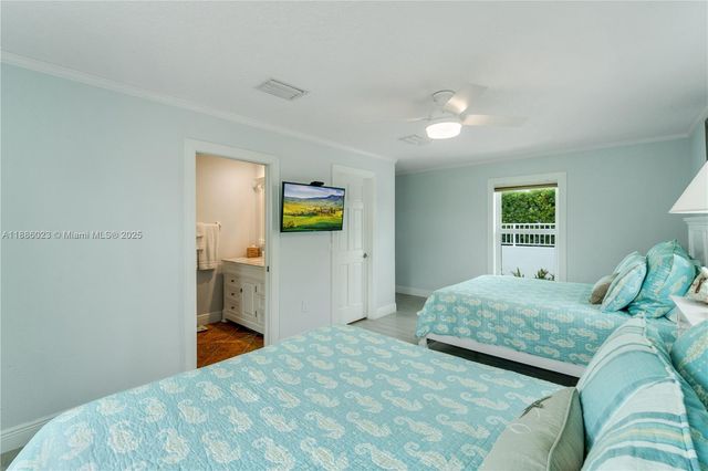 511 4th St, Key Colony, FL 33051