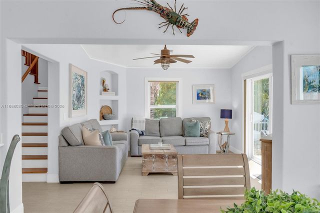 511 4th St, Key Colony, FL 33051