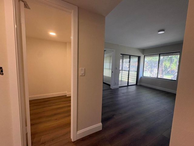 11280 Green Lake Drive 203, Boynton Beach, FL 33437