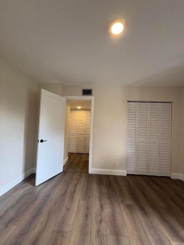 11280 Green Lake Drive 203, Boynton Beach, FL 33437