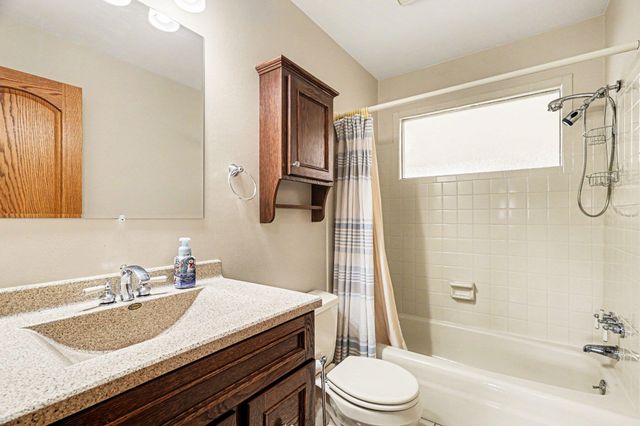 185 Nixon, Battle Creek, MI 49014