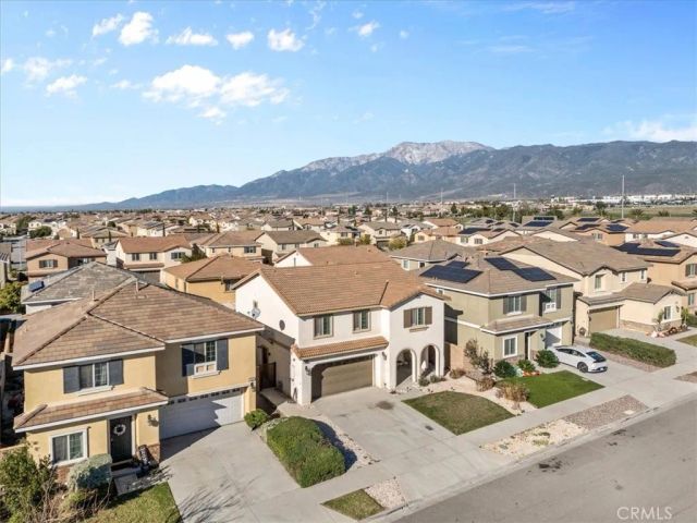 6978 Alderwood Drive, Fontana, CA 92336