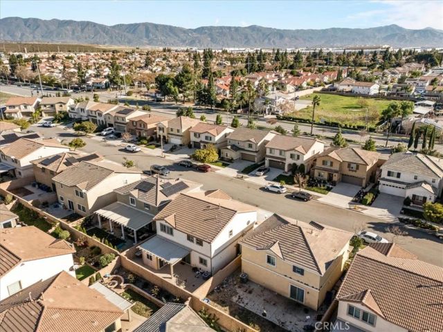 6978 Alderwood Drive, Fontana, CA 92336