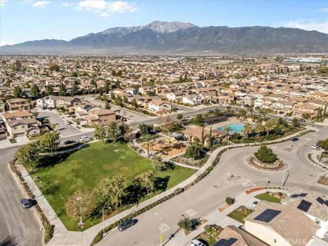 6978 Alderwood Drive, Fontana, CA 92336