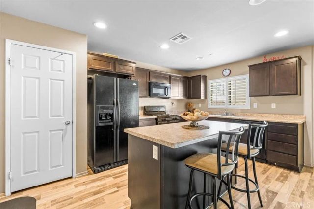 6978 Alderwood Drive, Fontana, CA 92336