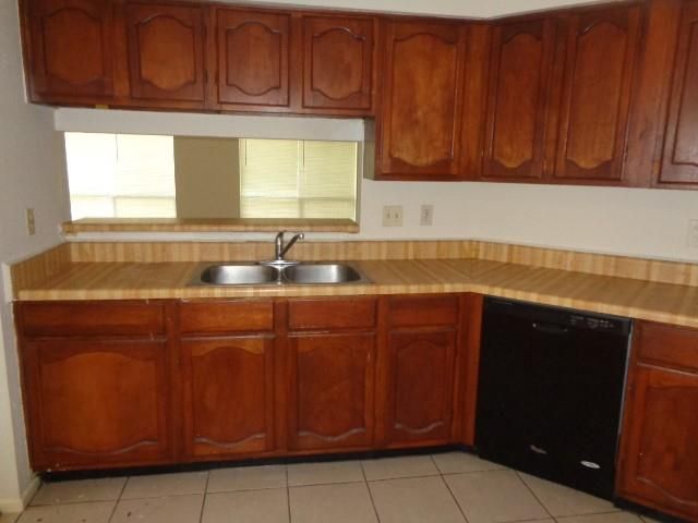 19806 Rustlewood Drive, Humble, TX 77338