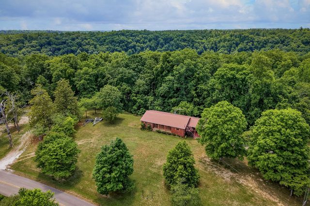 5642 Pates Ford Rd, Smithville, TN 37166