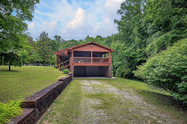 5642 Pates Ford Rd, Smithville, TN 37166