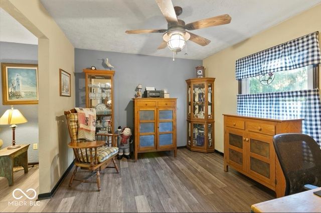 915 Edgehill Lane, Anderson, IN 46012