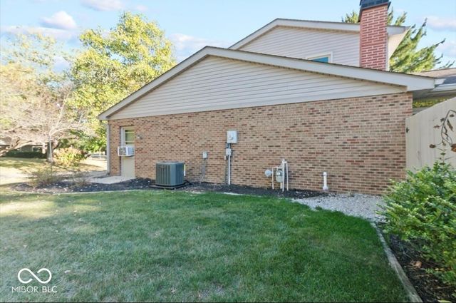 915 Edgehill Lane, Anderson, IN 46012
