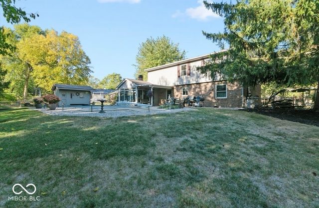 915 Edgehill Lane, Anderson, IN 46012