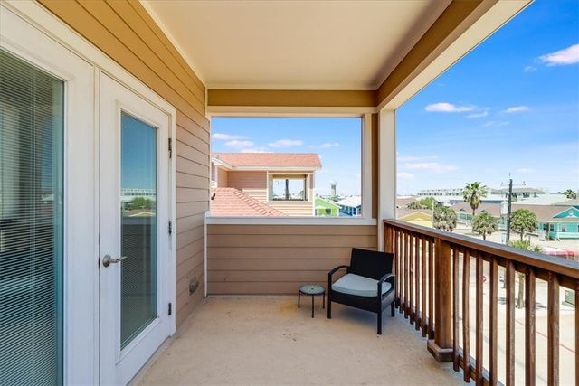 1813 Eleventh St 403, Port Aransas, TX 78373