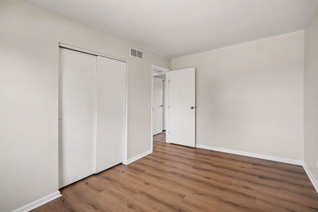 5932 Carlton Drive, Burlington, KY 41005
