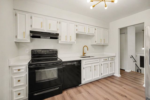 5932 Carlton Drive, Burlington, KY 41005
