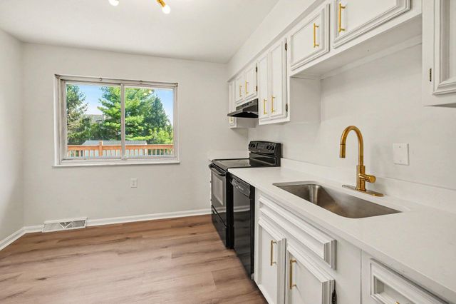 5932 Carlton Drive, Burlington, KY 41005
