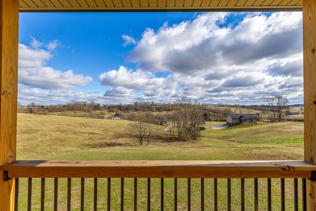 80 Josalyn Court, Paint Lick, KY 40461