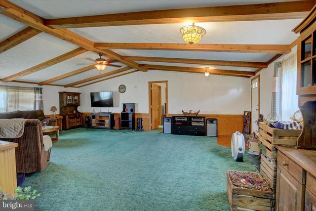 64 TIFFANY DR, Shippensburg, PA 17257