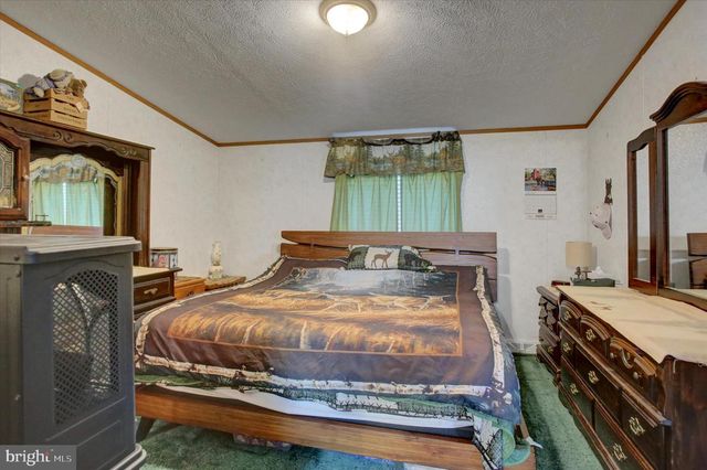 64 TIFFANY DR, Shippensburg, PA 17257
