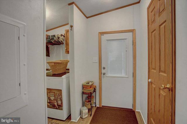 64 TIFFANY DR, Shippensburg, PA 17257