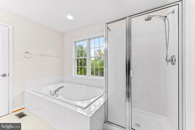 9001 HINES RD, Baltimore, MD 21234