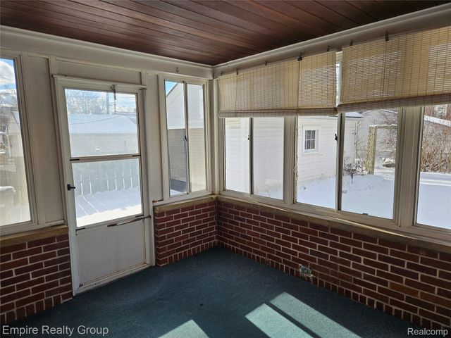 243 Devonshire Street, Dearborn, MI 48124