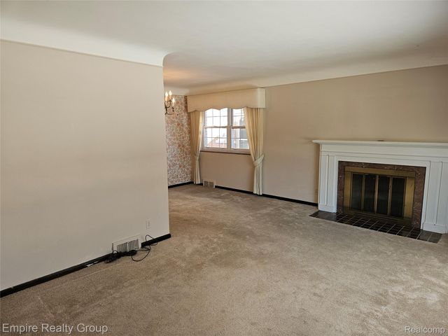 243 Devonshire Street, Dearborn, MI 48124